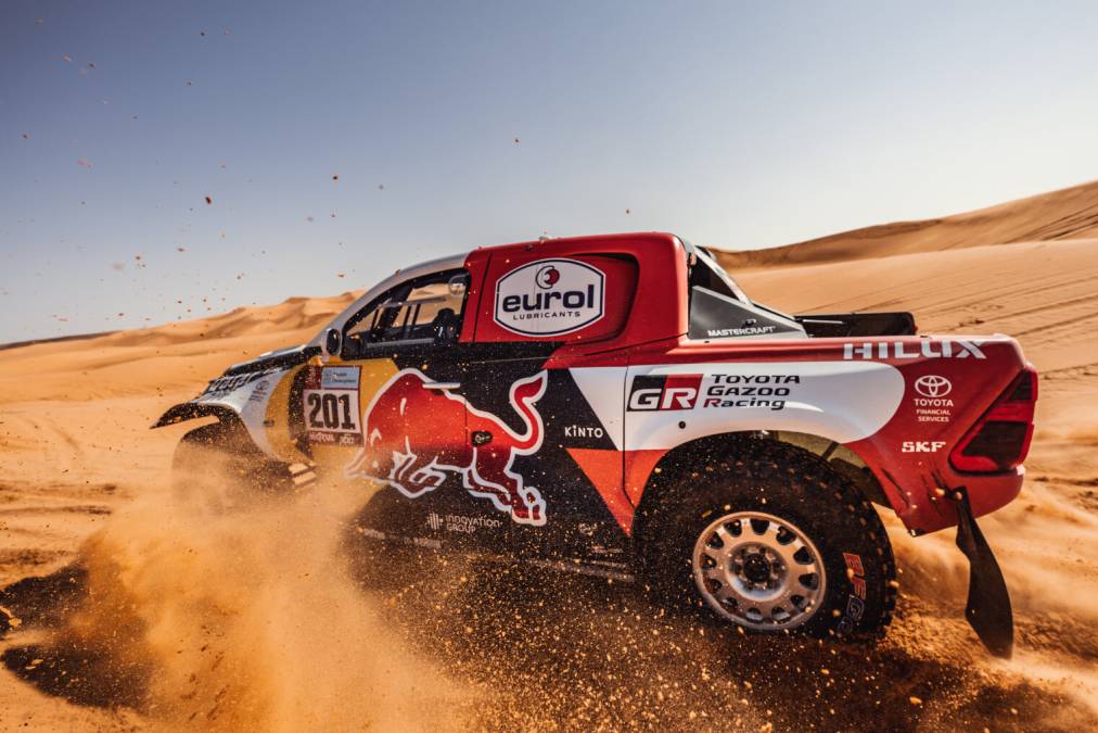 TOYOTA GAZOO Racing pewnie zmierza po zwycięstwo w Rajdzie Dakar 2022